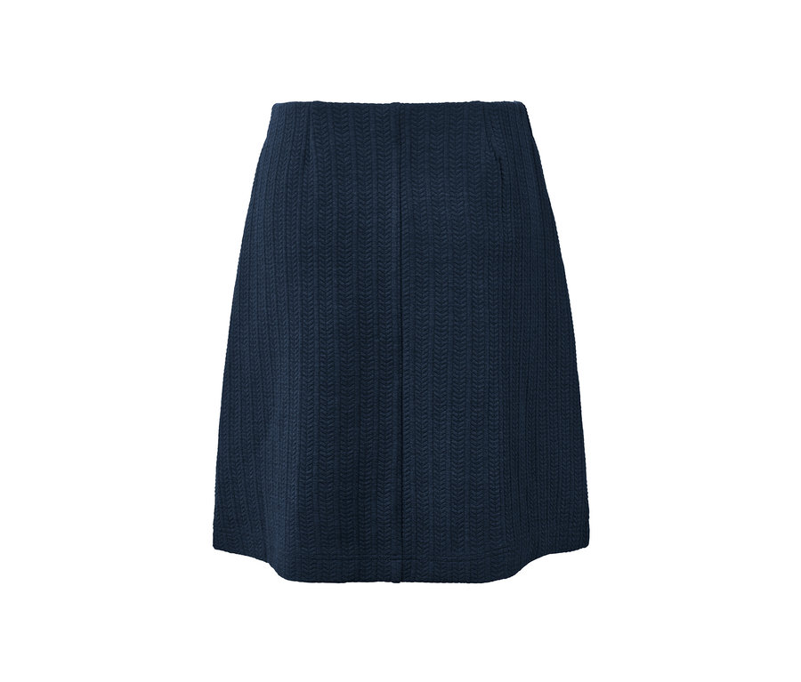 Blauer Sweatrock mit Zopfmuster.