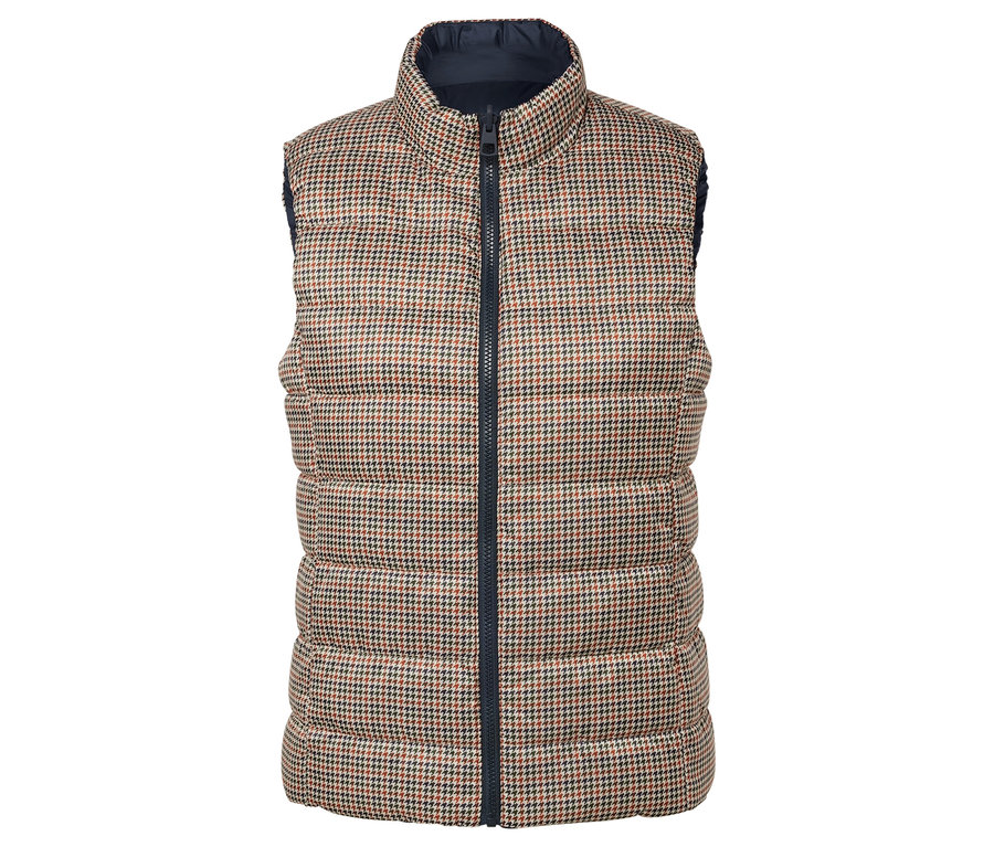 Gesteppte Weste mit braun-schwarzem Hahnentrittmuster.