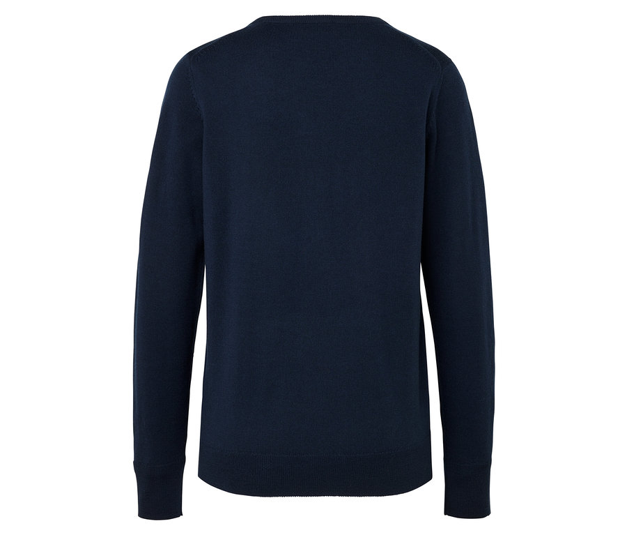 Dunkelblauer Strickpullover mit langen Ärmeln.