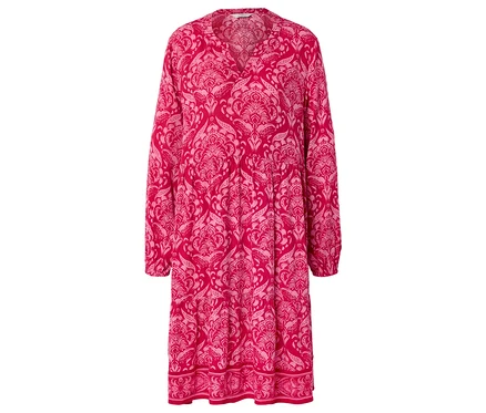 Ein rosafarbenes, gemustertes Kleid mit langen Ärmeln und V-Ausschnitt.
