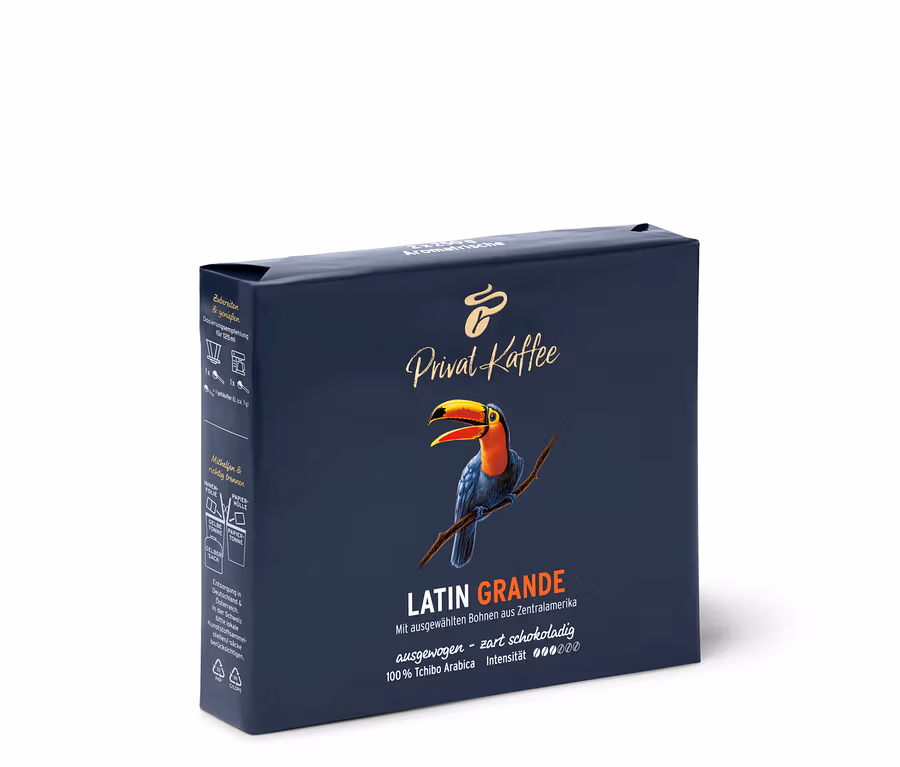 Eine Packung Privat Kaffee Latin Grande, auf der ein Tukan abgebildet ist.