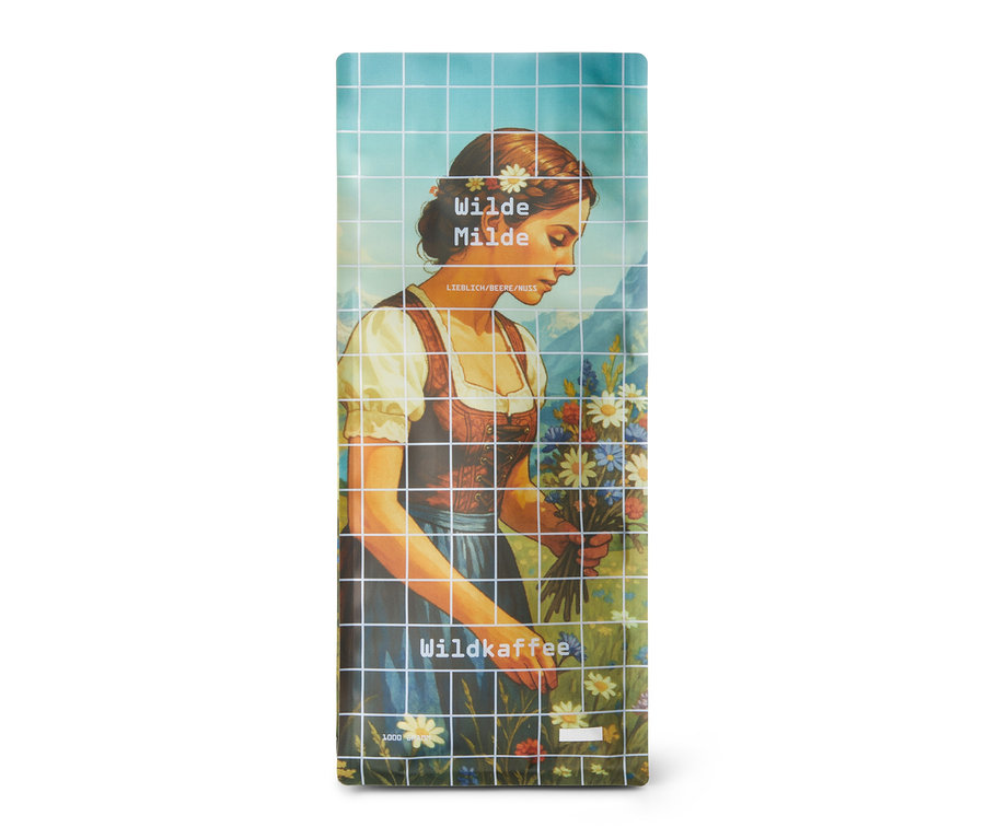 Verpackung Wildkaffee - Wilde Milde Omni-Roast - 1 kg Ganze Bohne mit Abbildung einer Frau im Dirndl mit Blumen.