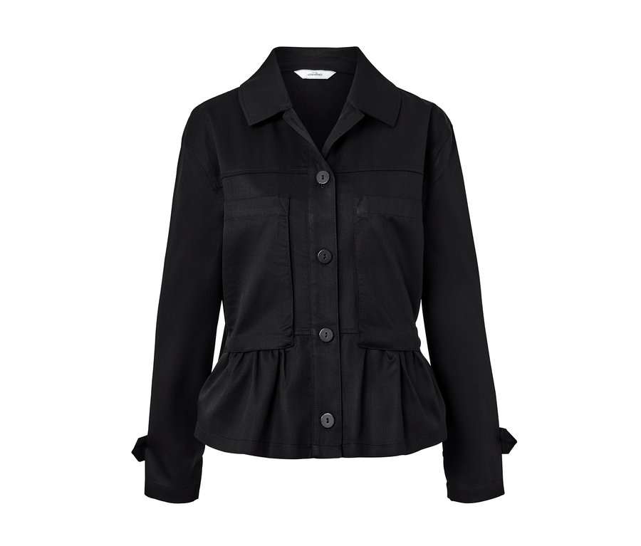 Schwarzes Overshirt mit Knöpfen.