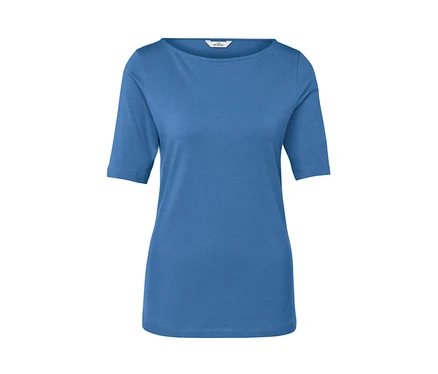 Blaues Halbarmshirt.