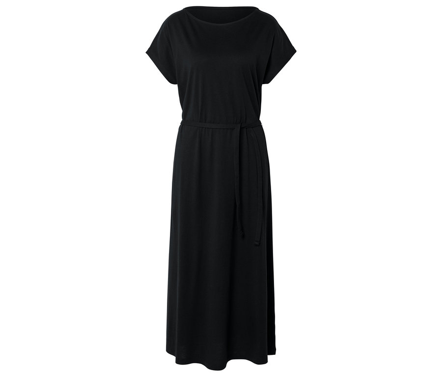 Schwarzes, langes Kleid mit kurzen Ärmeln und einem Stoffgürtel in der Taille.
