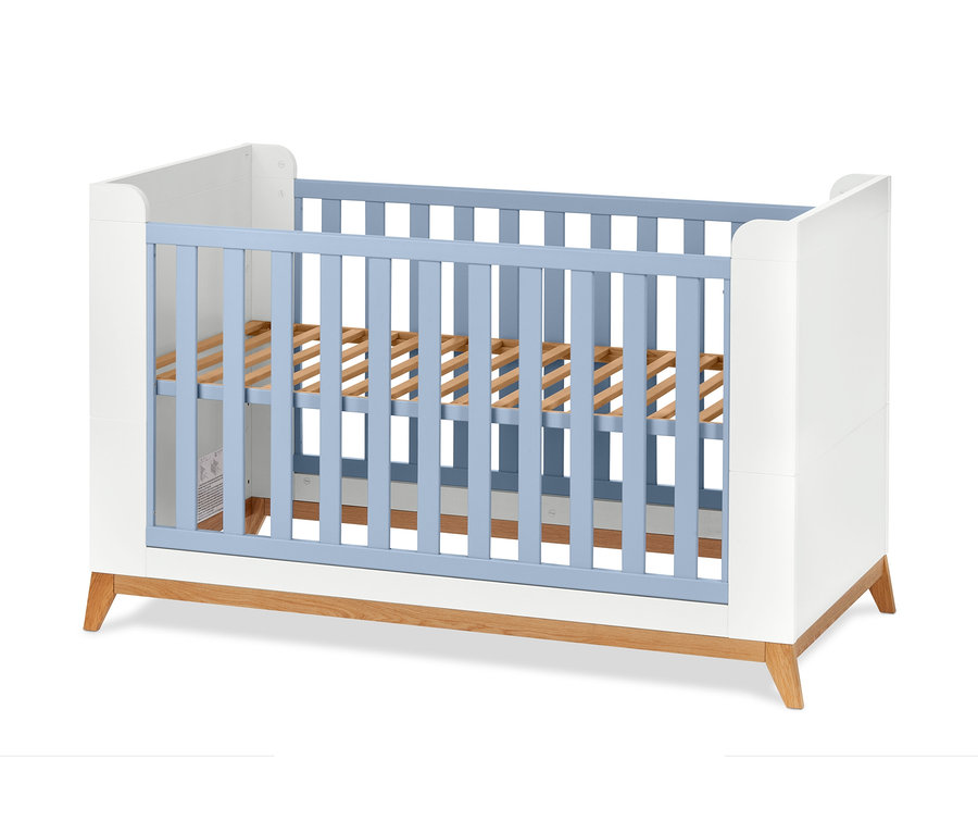 Blaues Baby- und Kleinkindbett.