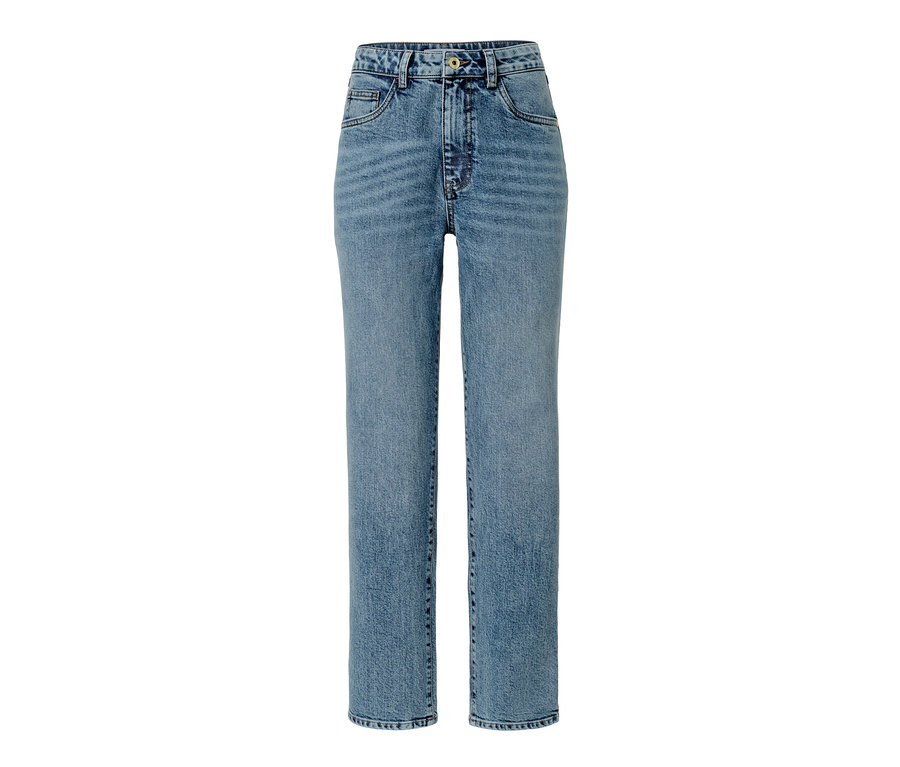 Eine blaue Straightfit-Jeans.