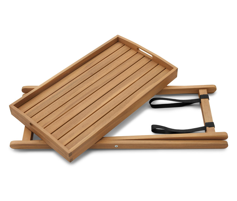 Holztablett liegt auf einem zusammengeklappten Holztablettständer.