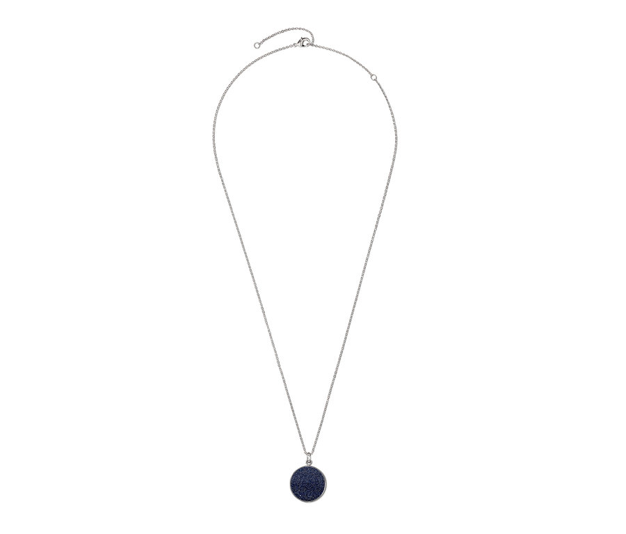 Silberne Kette Sternenhimmel mit einem dunkelblauen runden Anhänger.