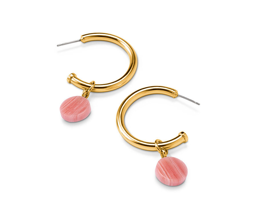 Zwei goldene Creolen mit synthetischem Stein.