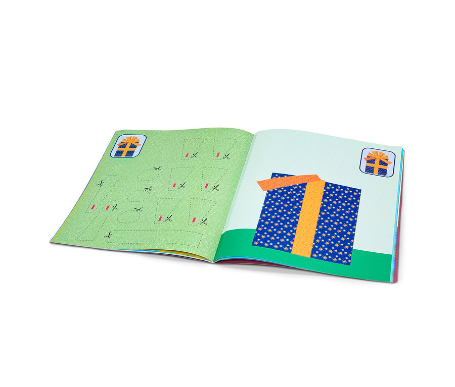 Offenes Buch »Das Verbastelbuch für die Allerkleinsten – Weihnachten« mit Abbildungen von Geschenken und Scheren.