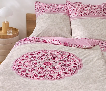Renforcé-Bettwäsche mit Mandala in Rosa (Normalgröße) und Grün (Übergröße).