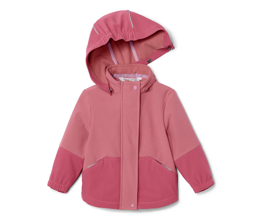 Rosa Kinder-Softshelljacke mit Farbwechsel bei Regen, mit Kapuze, liegt auf weißem Hintergrund.