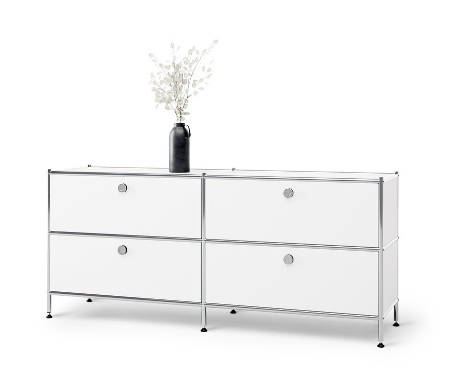 Weißes Lowboard Metall »CN3« mit 4 Schubladen. Auf dem Lowboard steht eine Vase mit Blumen.