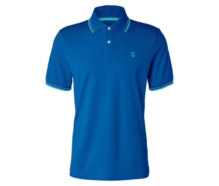 Blaues Piqué-Poloshirt mit Kragen und kurzen Ärmeln, das zwei hellblaue Streifen am Kragen und an den Ärmelbündchen sowie ein kleines Logo auf der Brust hat.