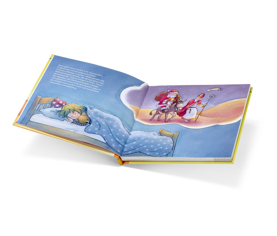 Eine Buchillustration zeigt ein schlafendes Mädchen im Bett mit einem Teddybären. In ihrem Traum sind der Weihnachtsmann auf einem Esel und der Nikolaus zu sehen.