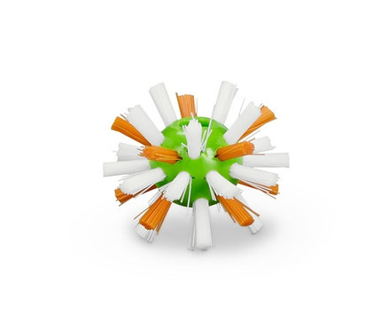 Nahaufnahme von 3 Flaschen-Reinigungsbällen mit weißen und orangefarbenen Borsten auf einem grünen Kugelkörper.