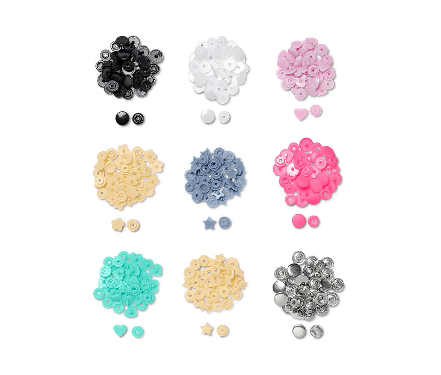 Druckknopf-Set in neun Farben und Formen.