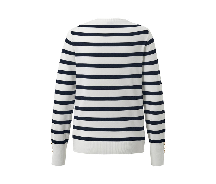 Gestreifter weißer Feinstrickpullover von hinten.