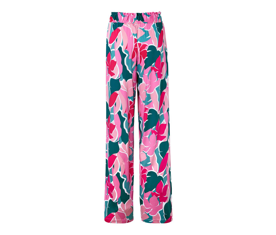 Relaxhose mit Blumenmuster.