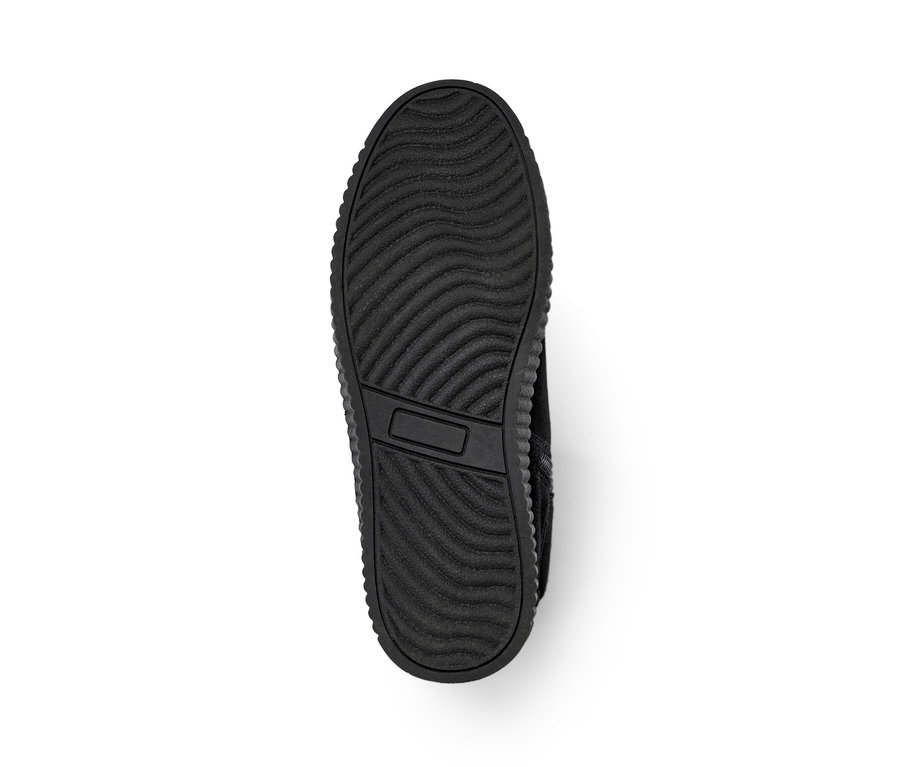 Detailansicht der Sohle eines Veloursleder-Boots.