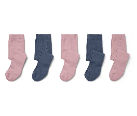 Fünf Paar Kinderstrumpfhosen in Rosa und Blau liegen auf einem weißen Hintergrund.