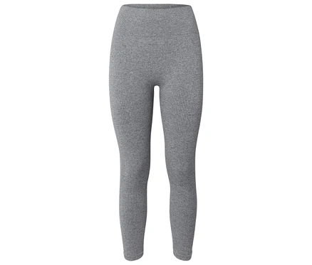 Graue gerippte Leggings auf weißem Hintergrund.