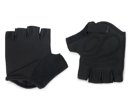 Zwei schwarze Trainingshandschuhe liegen auf einem weißen Hintergrund.