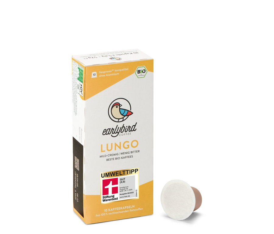 Eine Packung earlybird Bio Lungo Kaffeekapseln und eine einzelne Kapsel sind zu sehen.