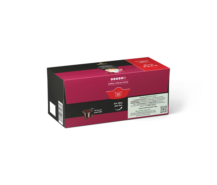 Magenta-schwarze Packung "Cafissimo Espresso kräftig - 30 Kapseln" von Tchibo, mit "intense aroma" und einer Kaffeekapsel-Abbildung.