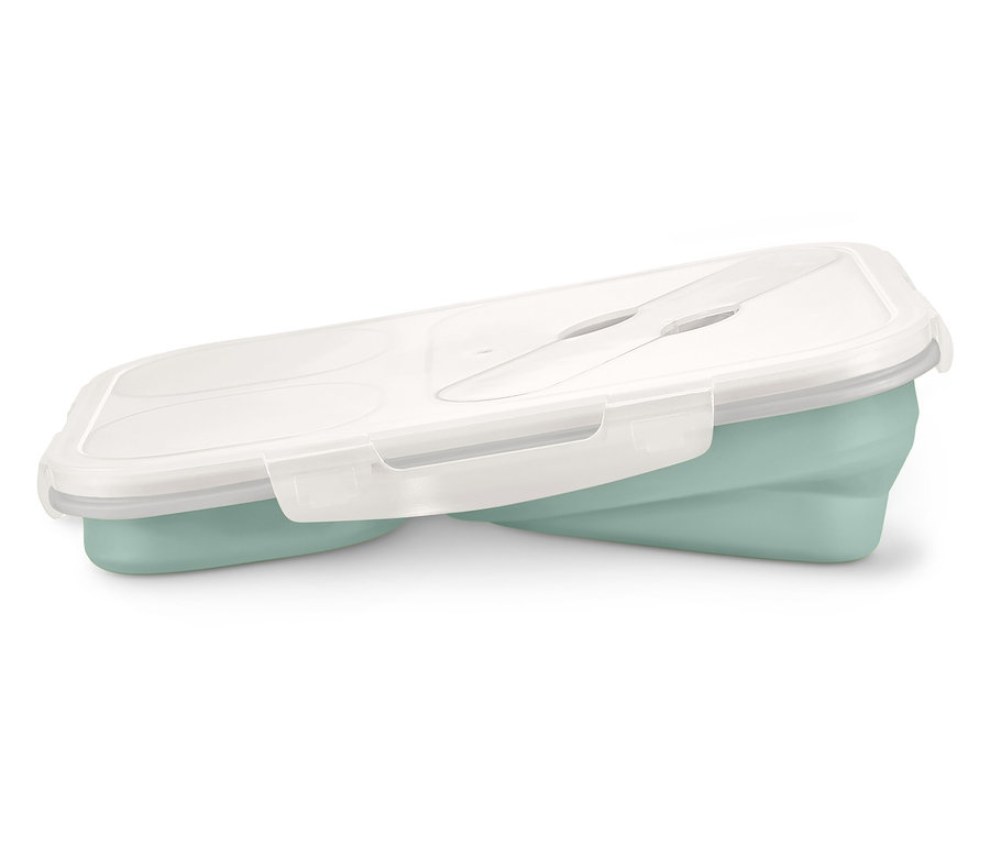 Eine geschlossene, zusammenklappbare Lunchbox in Hellblau mit weißem Deckel.