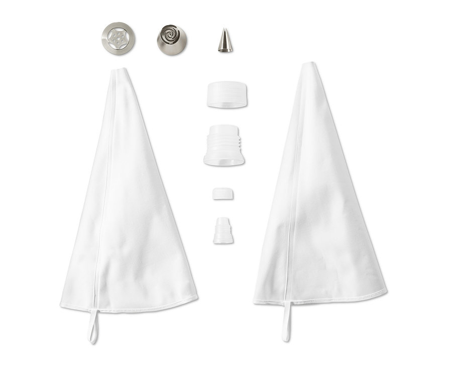 Spritztüllen-Set mit zwei weißen Baumwollbeuteln und Metallspitzen.