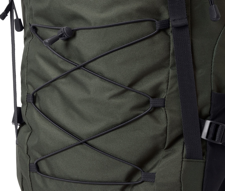 Detailansicht eines grünen Wander-Rucksacks, 40 l.
