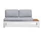 Lounge-Ecke mit höhenverstellbarem Couchtisch