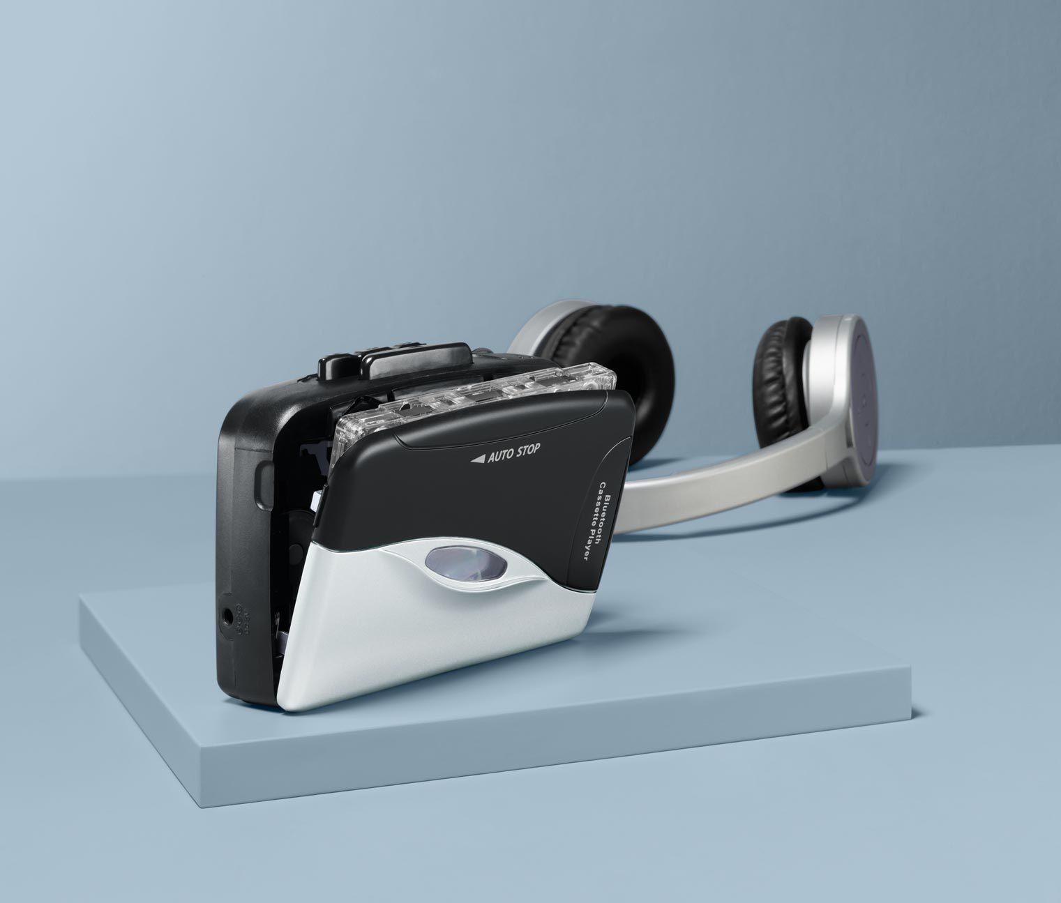 Image of Tragbarer Kassettenplayer mit Bluetooth®