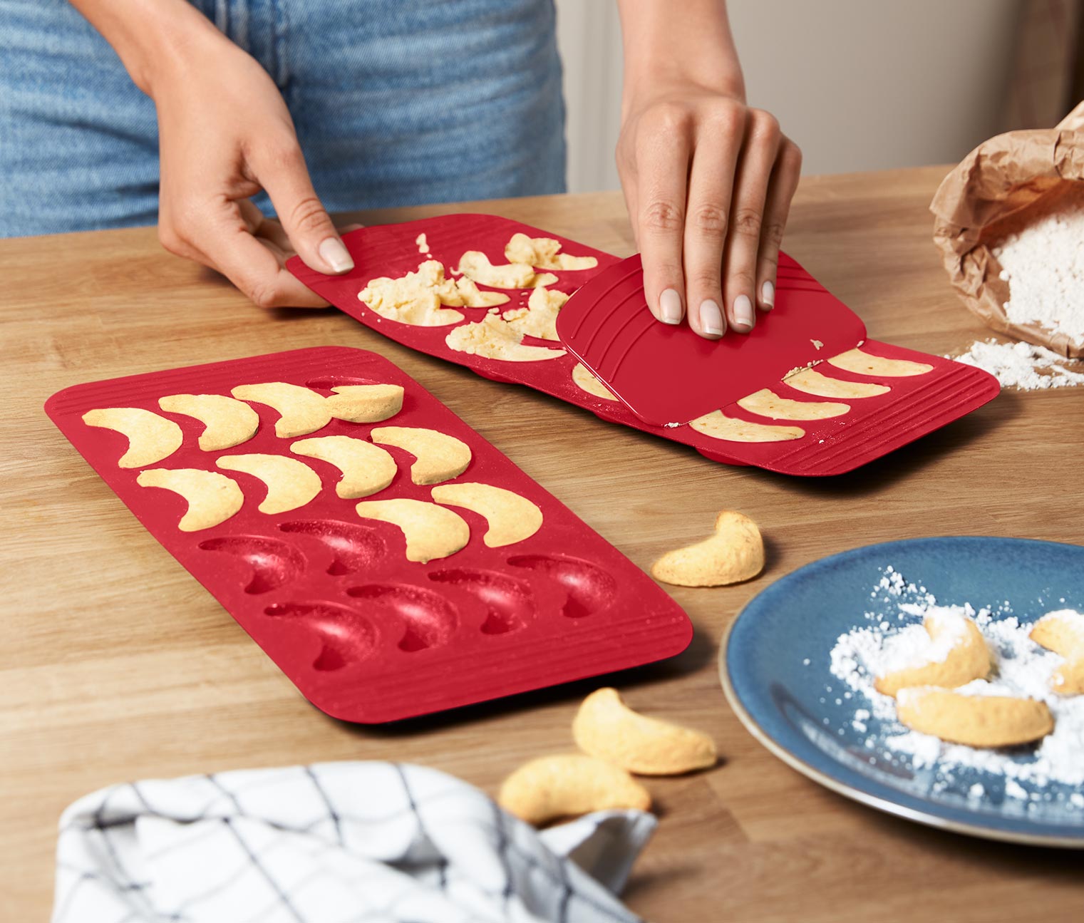 2 Vanillekipferl-Backmatten