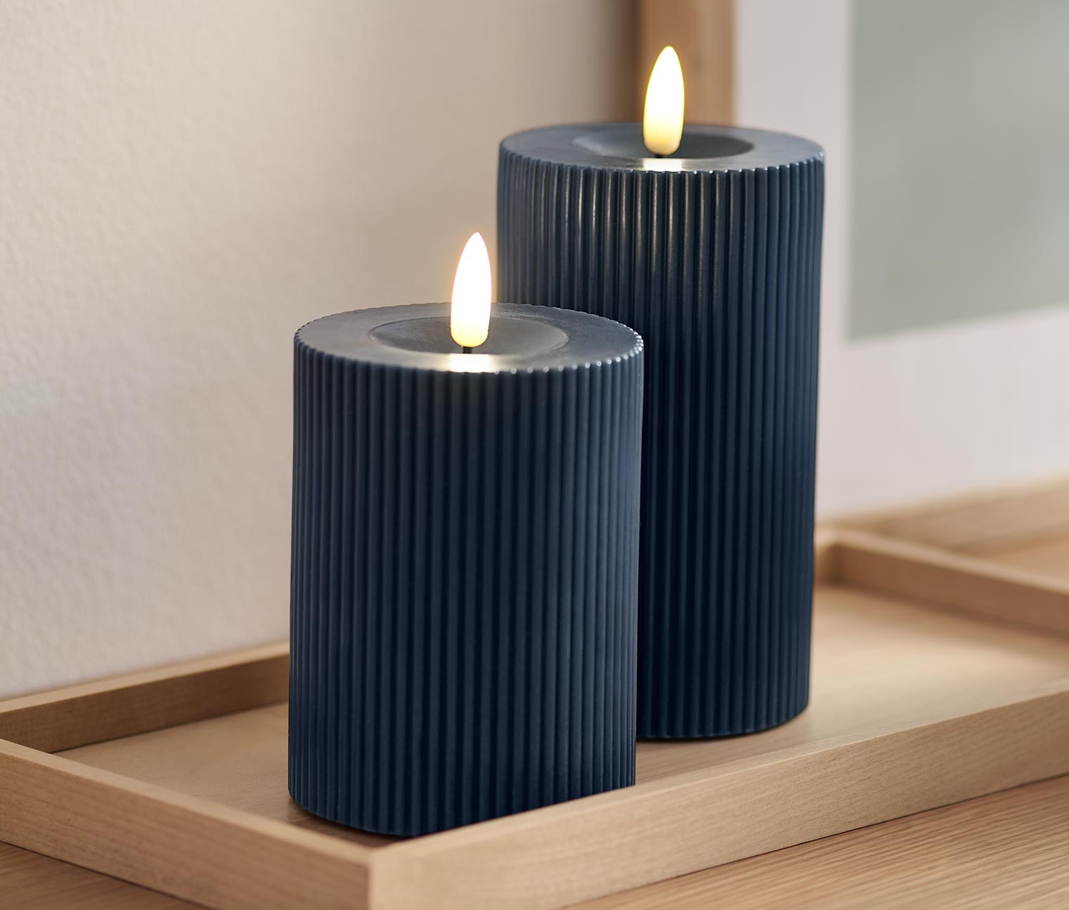 2 LED-Echtwachskerzen, blau