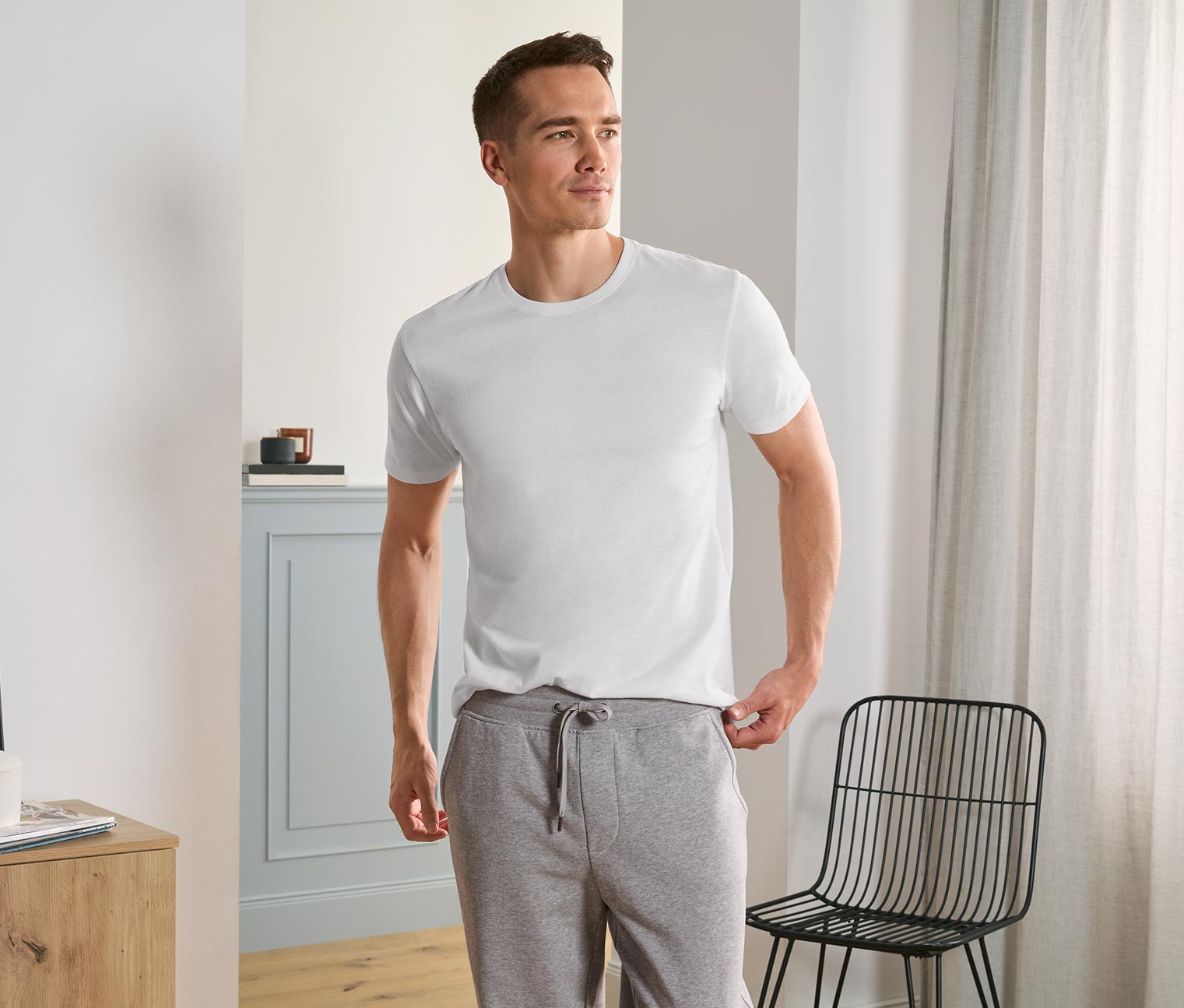 2 T-Shirts mit Rundhalsausschnitt, weiss