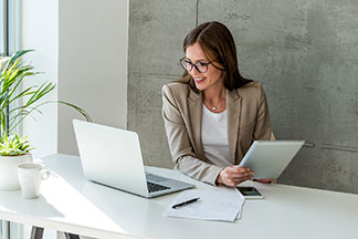 Mit unseren Tipps finden Sie den idealen Damen-Blazer in der für Sie richtigen Grösse.