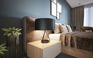 Sonnenaufgang: Schlafzimmer in kühlem Blau in morgendlicher Stimmung.